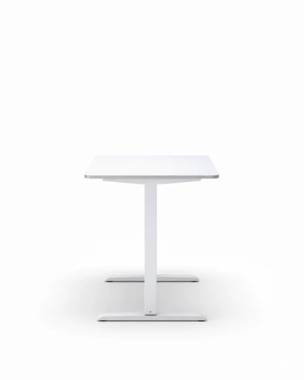 ClutchStation Electric Height Adjustable Desk
