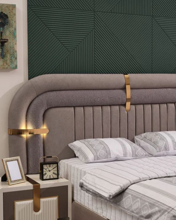 Eclipse Dreams Bed | CRV-B015